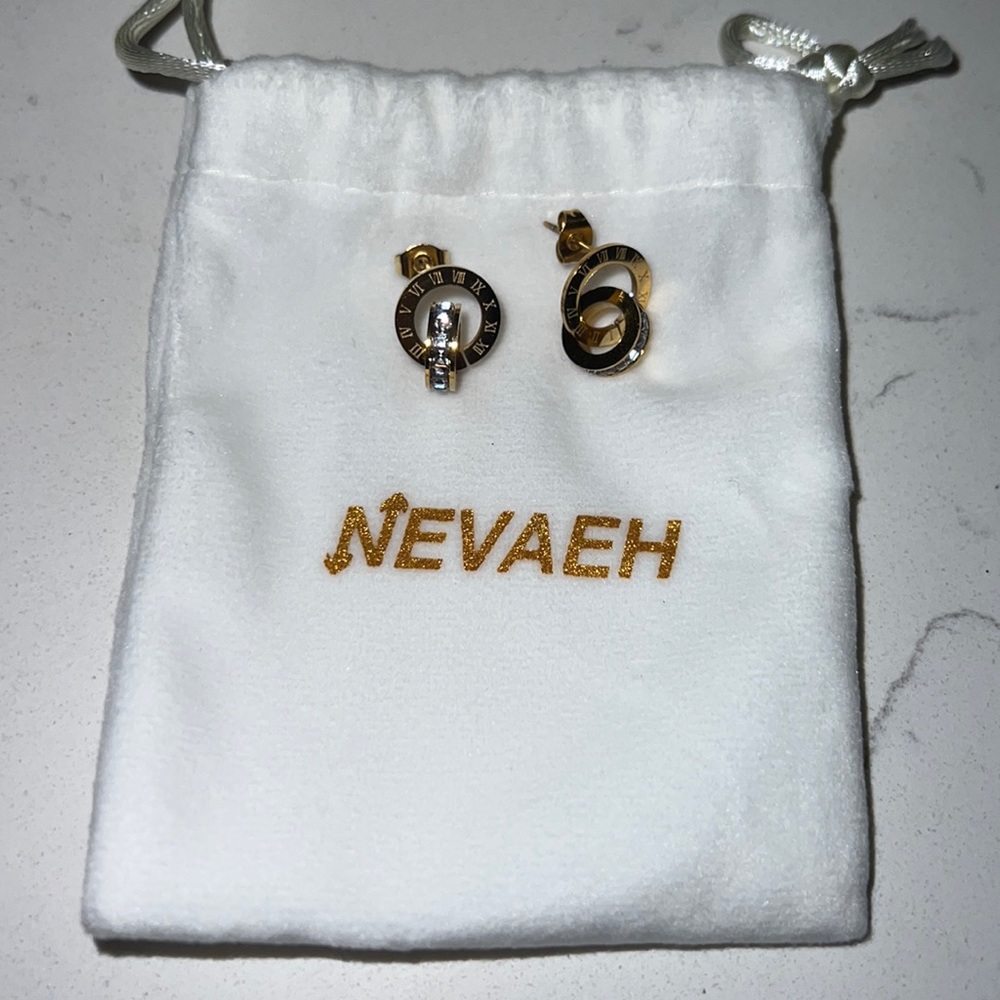 Pair of gold earrings